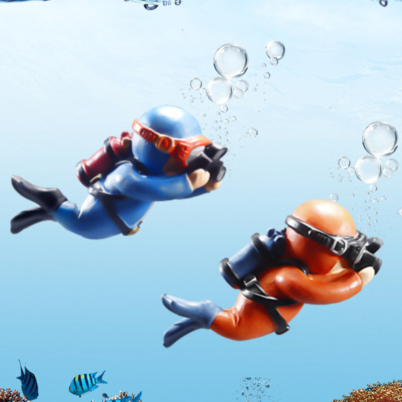 Aquarium Diver Ornament